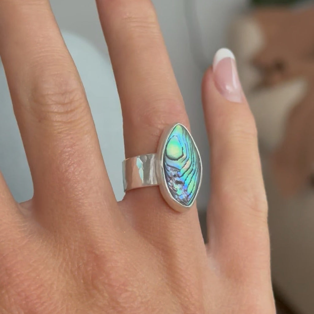 The Avalon, Abalone - Size 6
