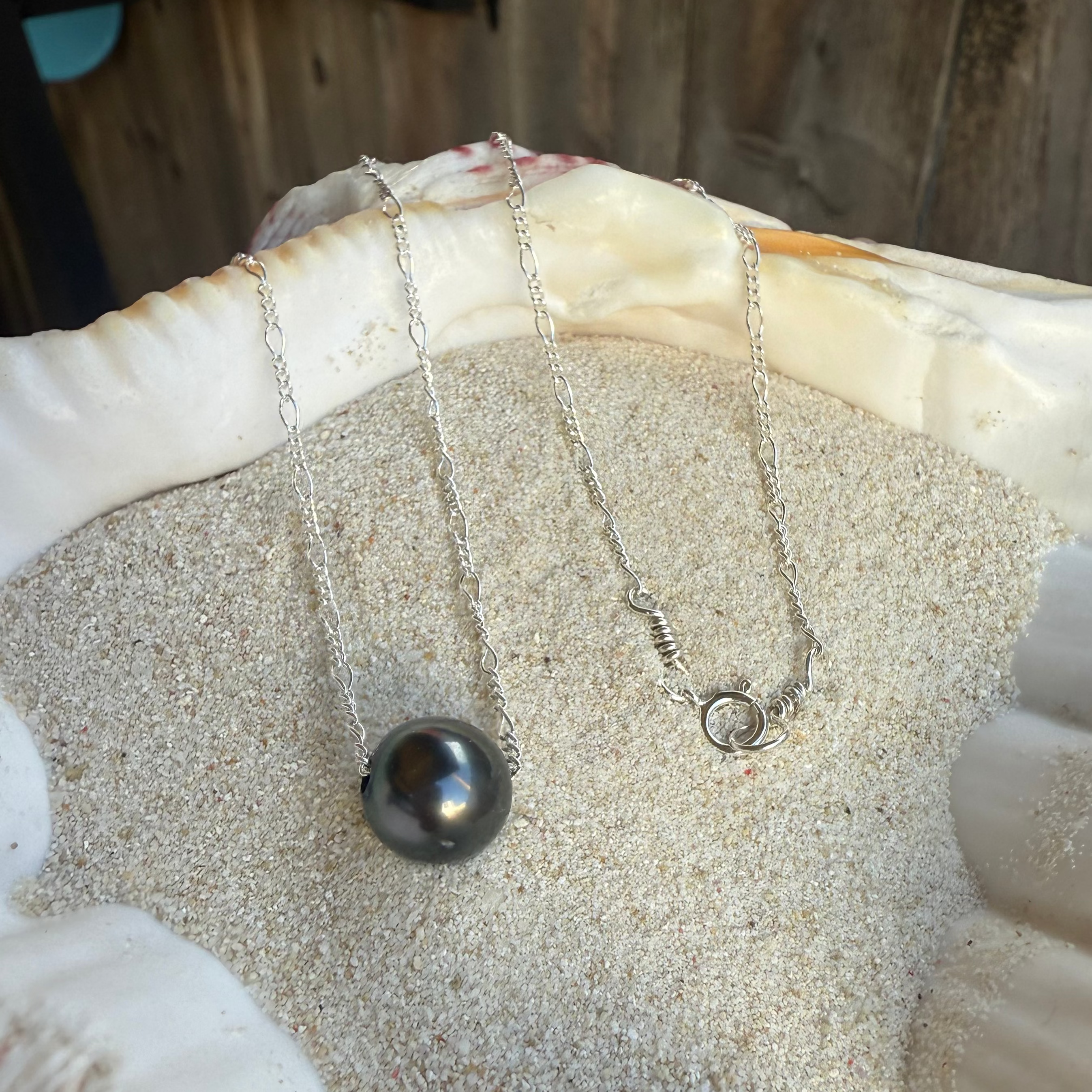 Silver Dusk Necklace