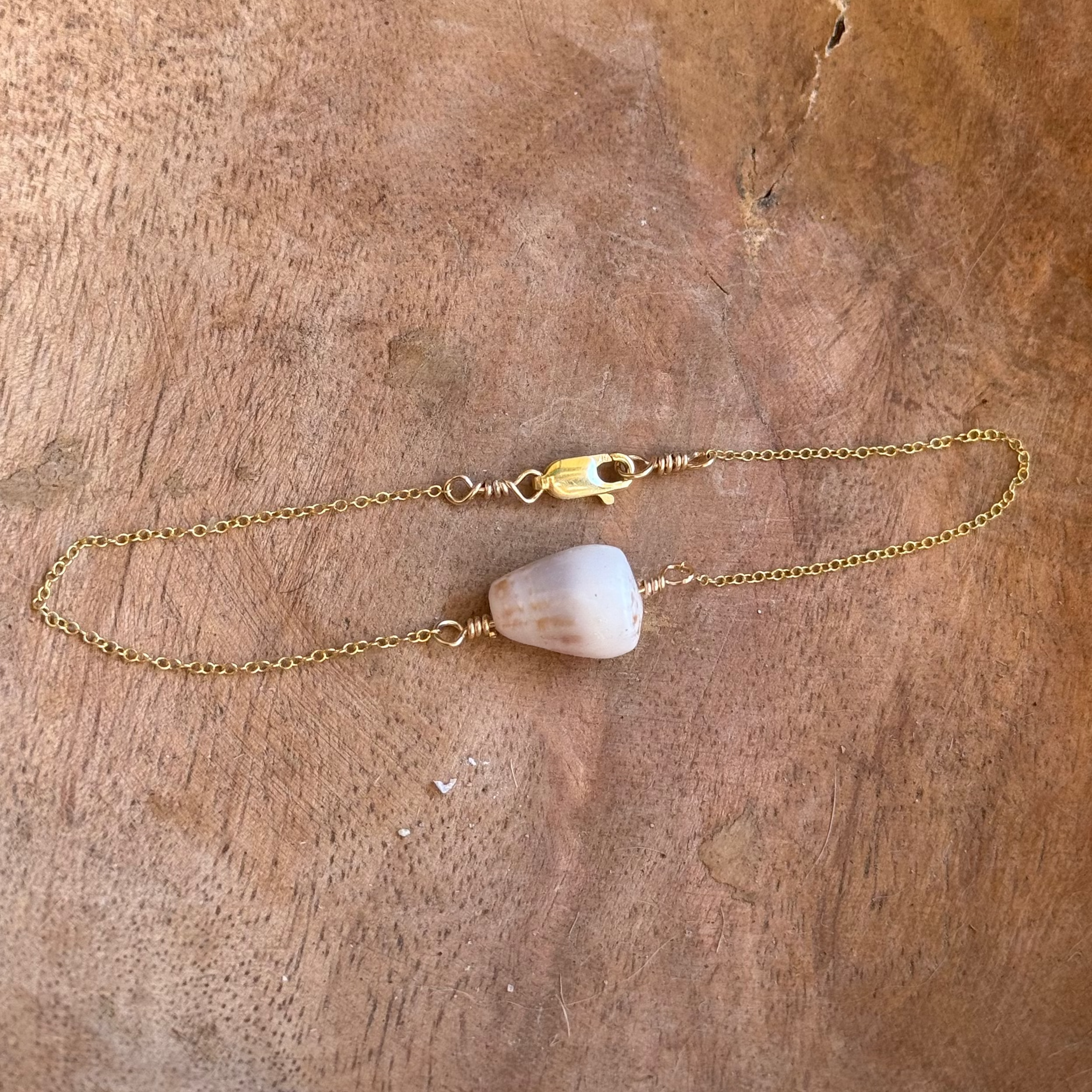 The Cape Bracelet, Size Large (8.3 inches)