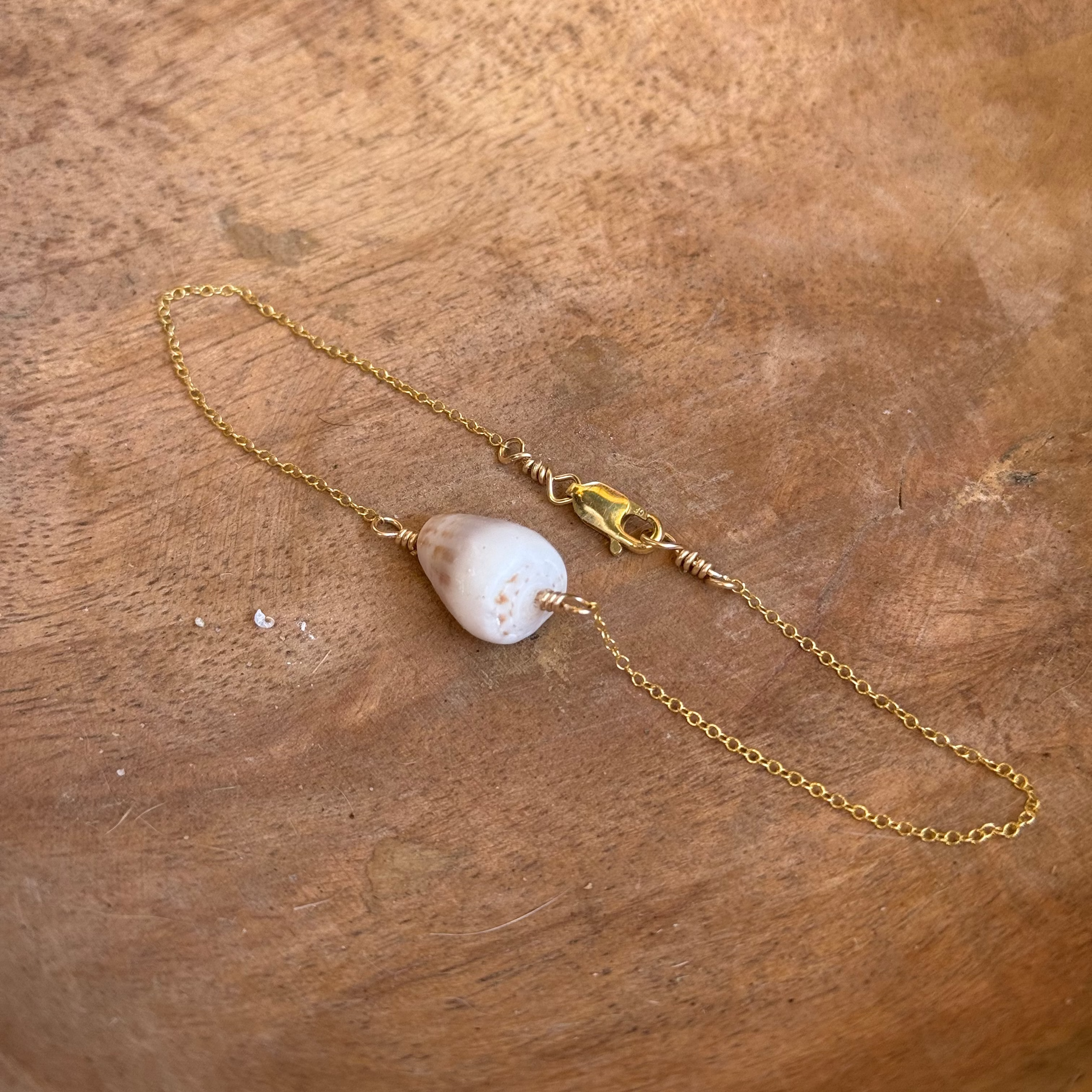 The Cape Bracelet, Size Large (8.3 inches)