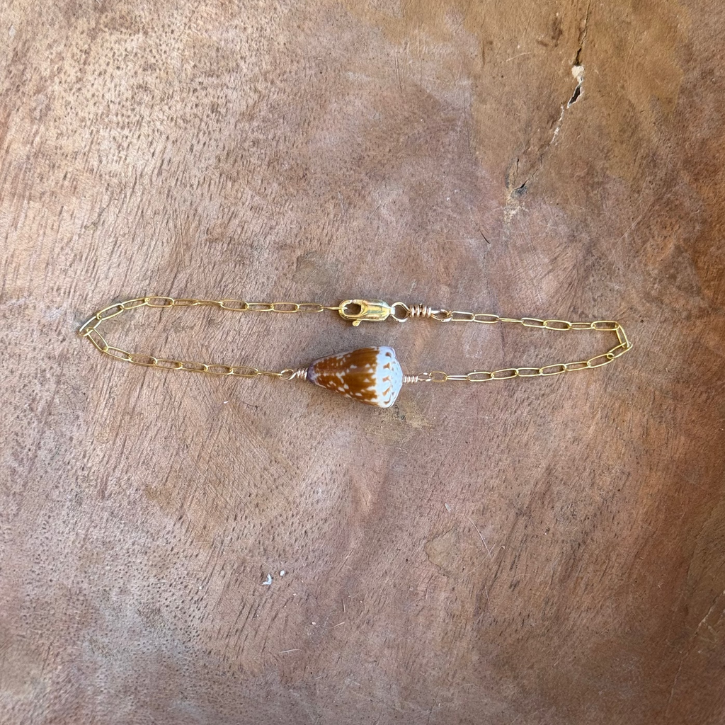 The Cape Bracelet, Size Medium (8 inches)