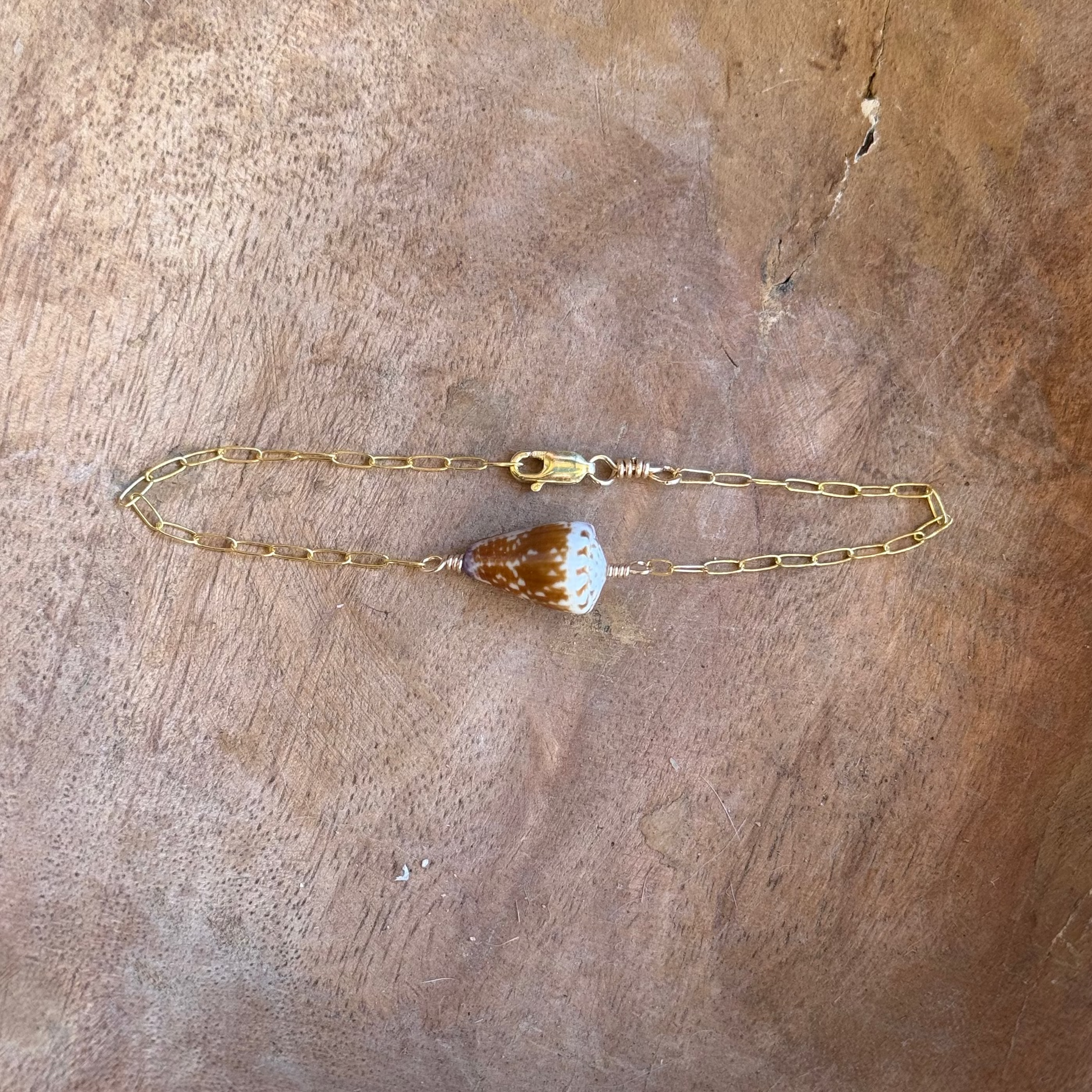 The Cape Bracelet, Size Medium (8 inches)
