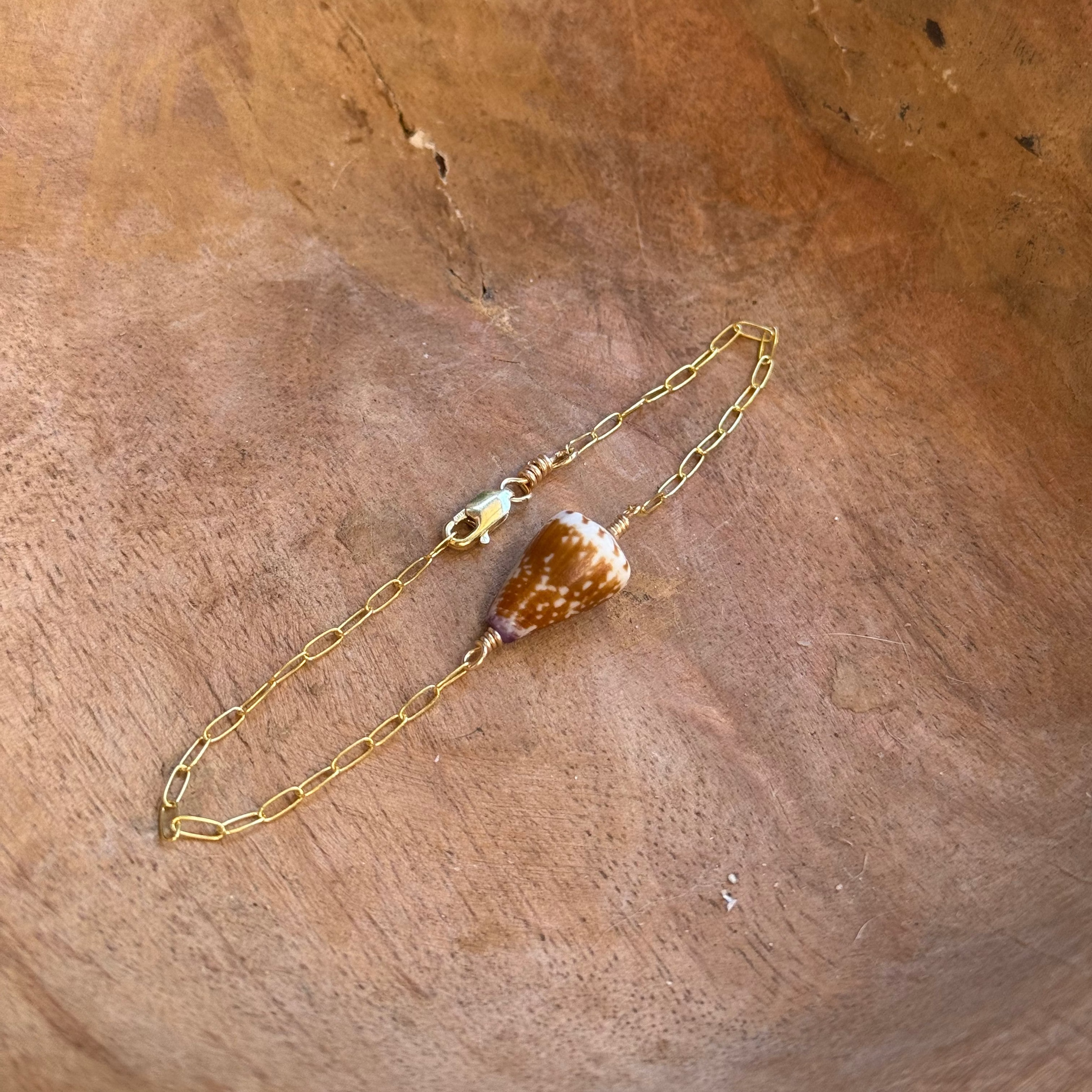 The Cape Bracelet, Size Medium (8 inches)